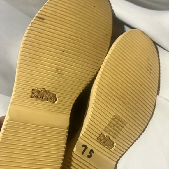 Coach Derby Boot with Shearling size 10.5m - Picture 9 of 9